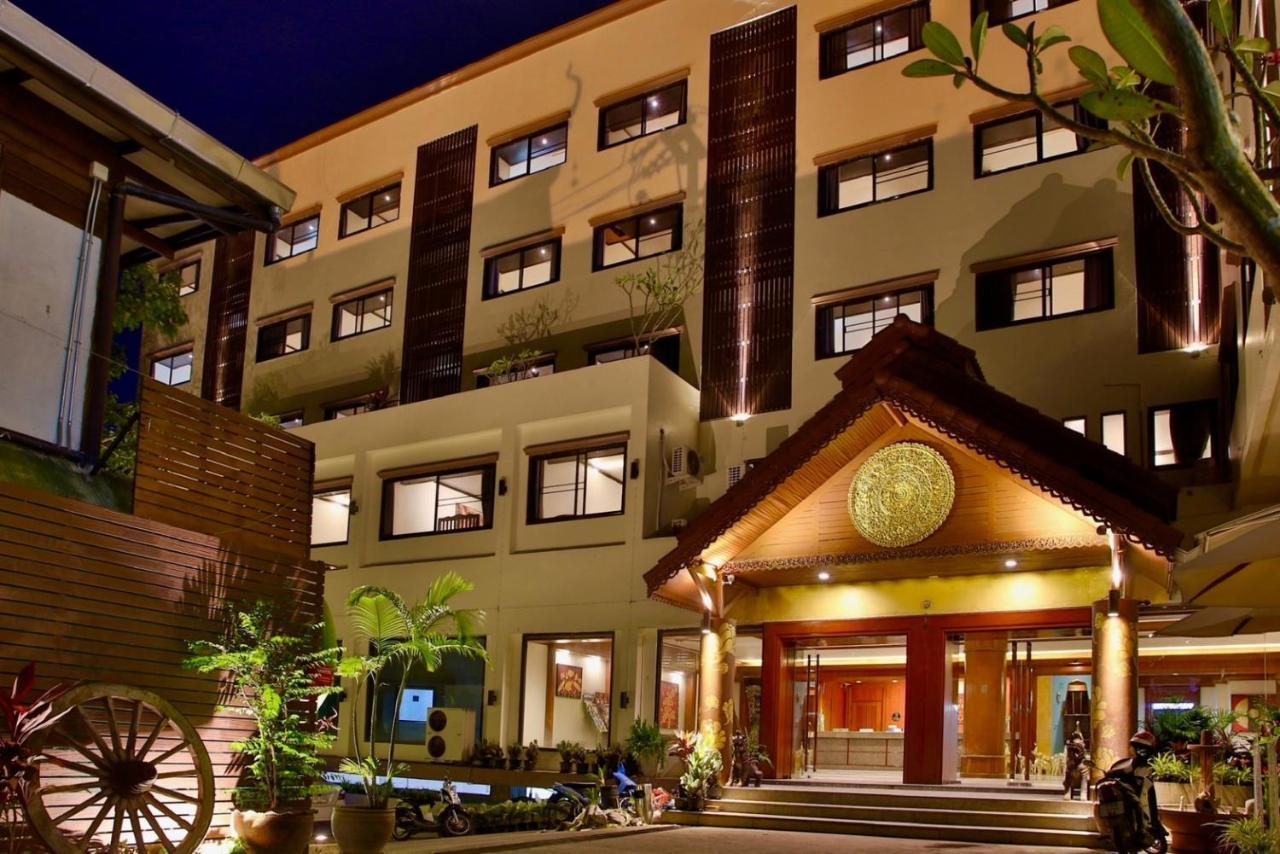 Thapaeplacehotel Chiang Mai Dış mekan fotoğraf
