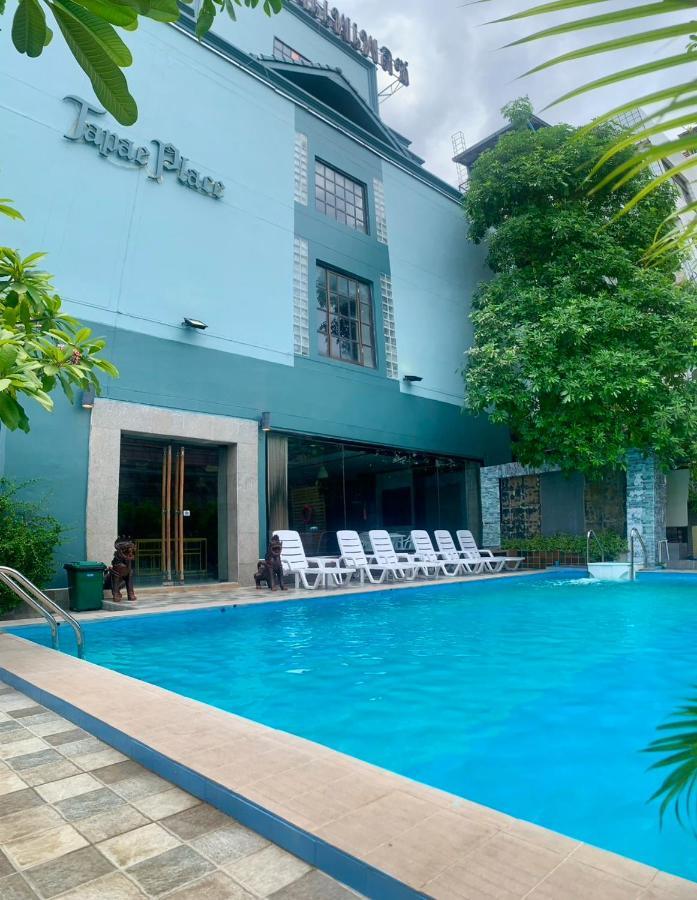 Thapaeplacehotel Chiang Mai Dış mekan fotoğraf