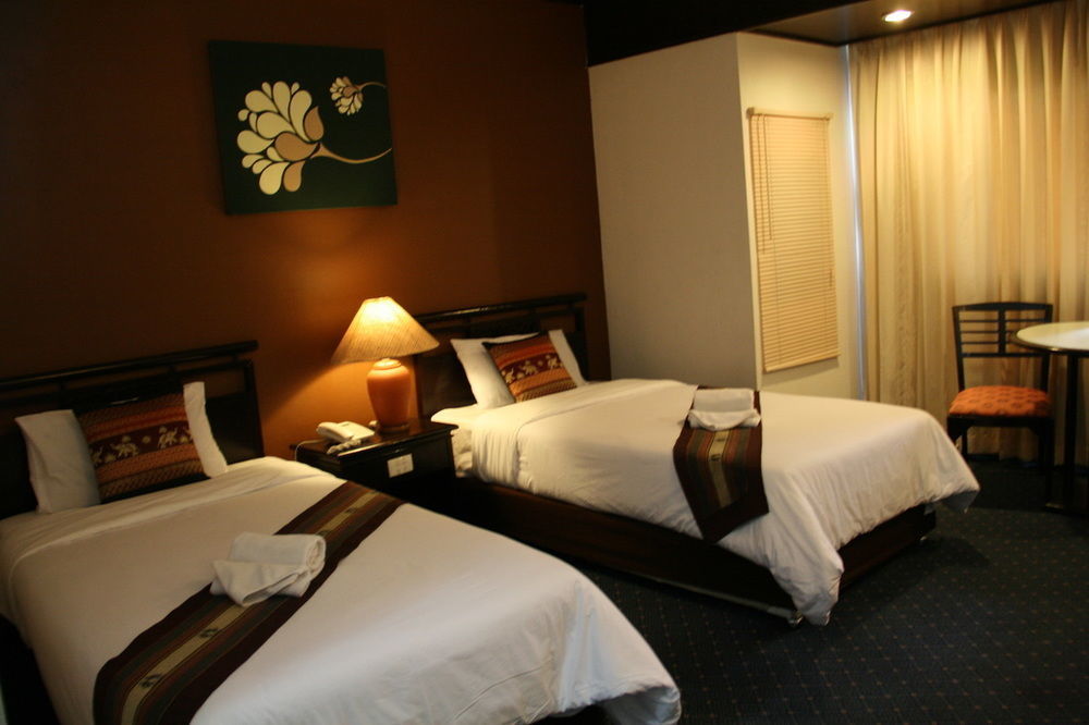 Thapaeplacehotel Chiang Mai Dış mekan fotoğraf