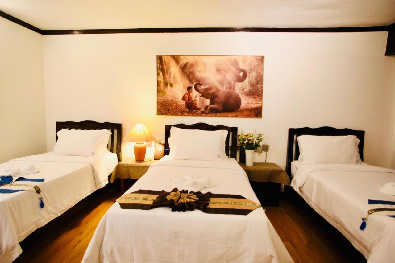 Thapaeplacehotel Chiang Mai Dış mekan fotoğraf