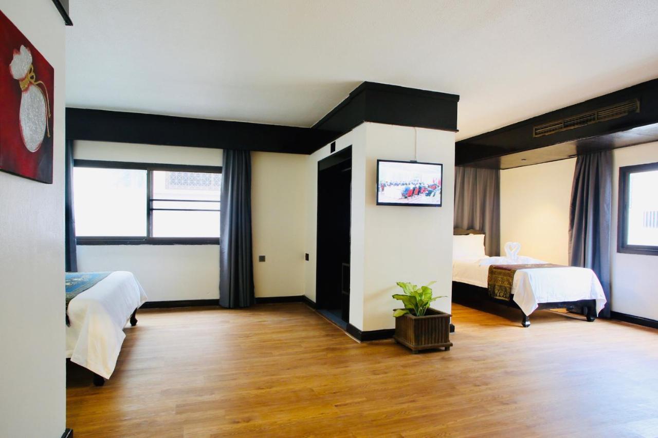 Thapaeplacehotel Chiang Mai Dış mekan fotoğraf
