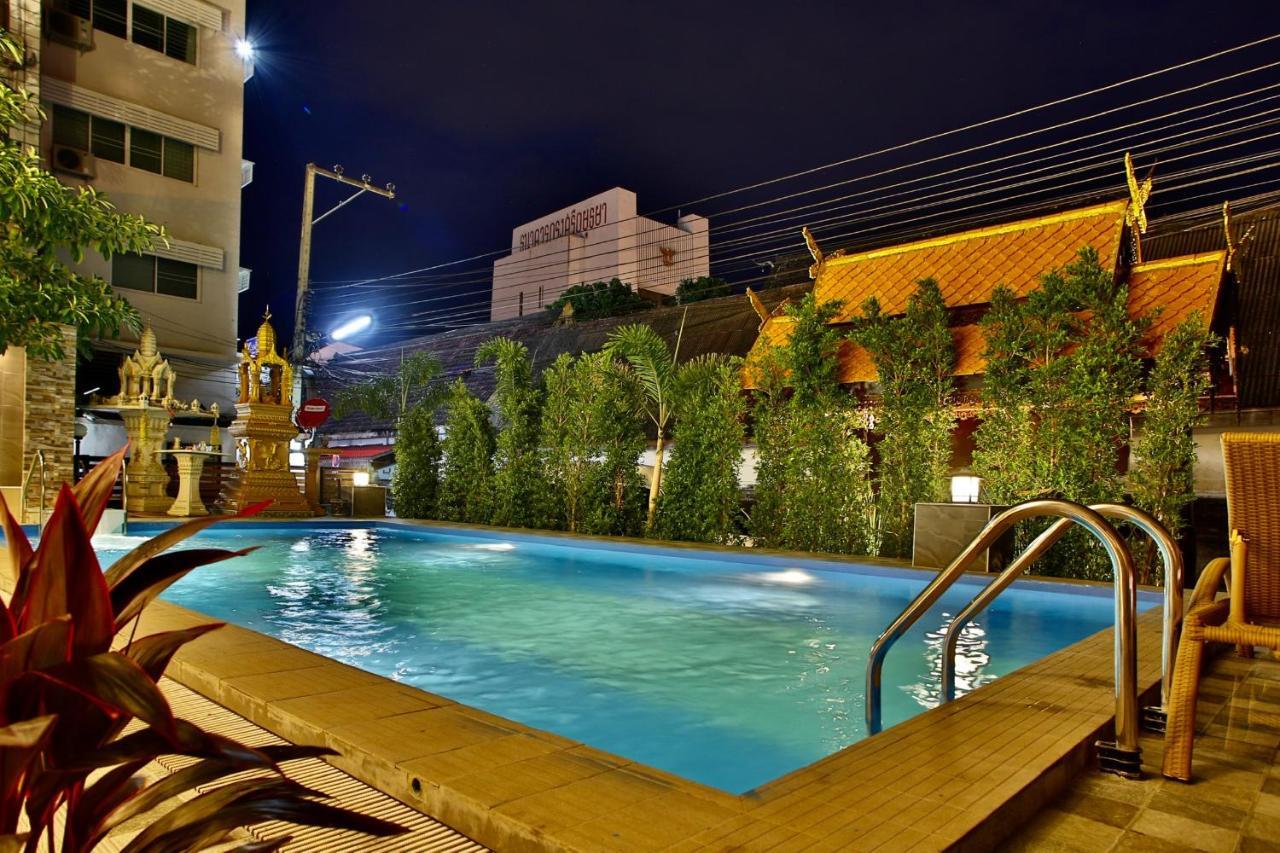 Thapaeplacehotel Chiang Mai Dış mekan fotoğraf