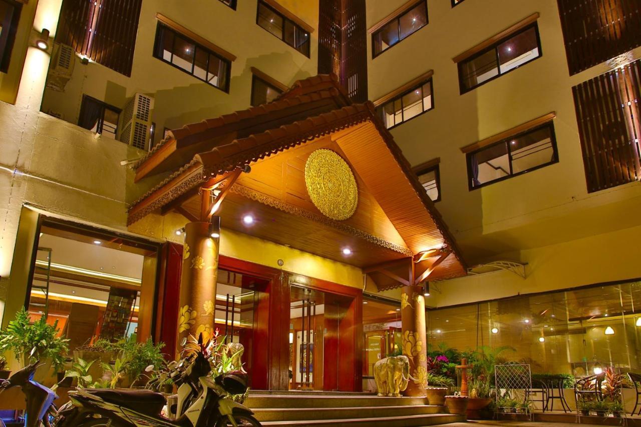 Thapaeplacehotel Chiang Mai Dış mekan fotoğraf