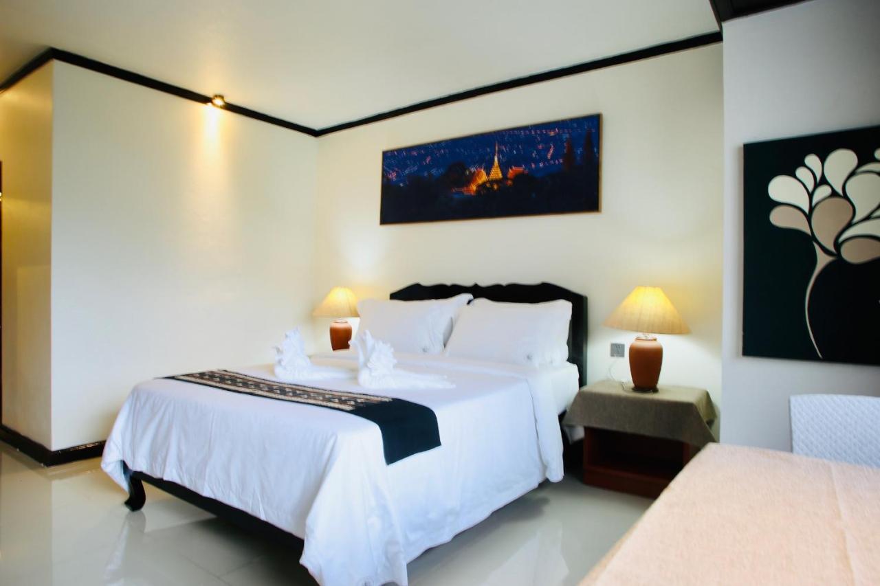 Thapaeplacehotel Chiang Mai Dış mekan fotoğraf